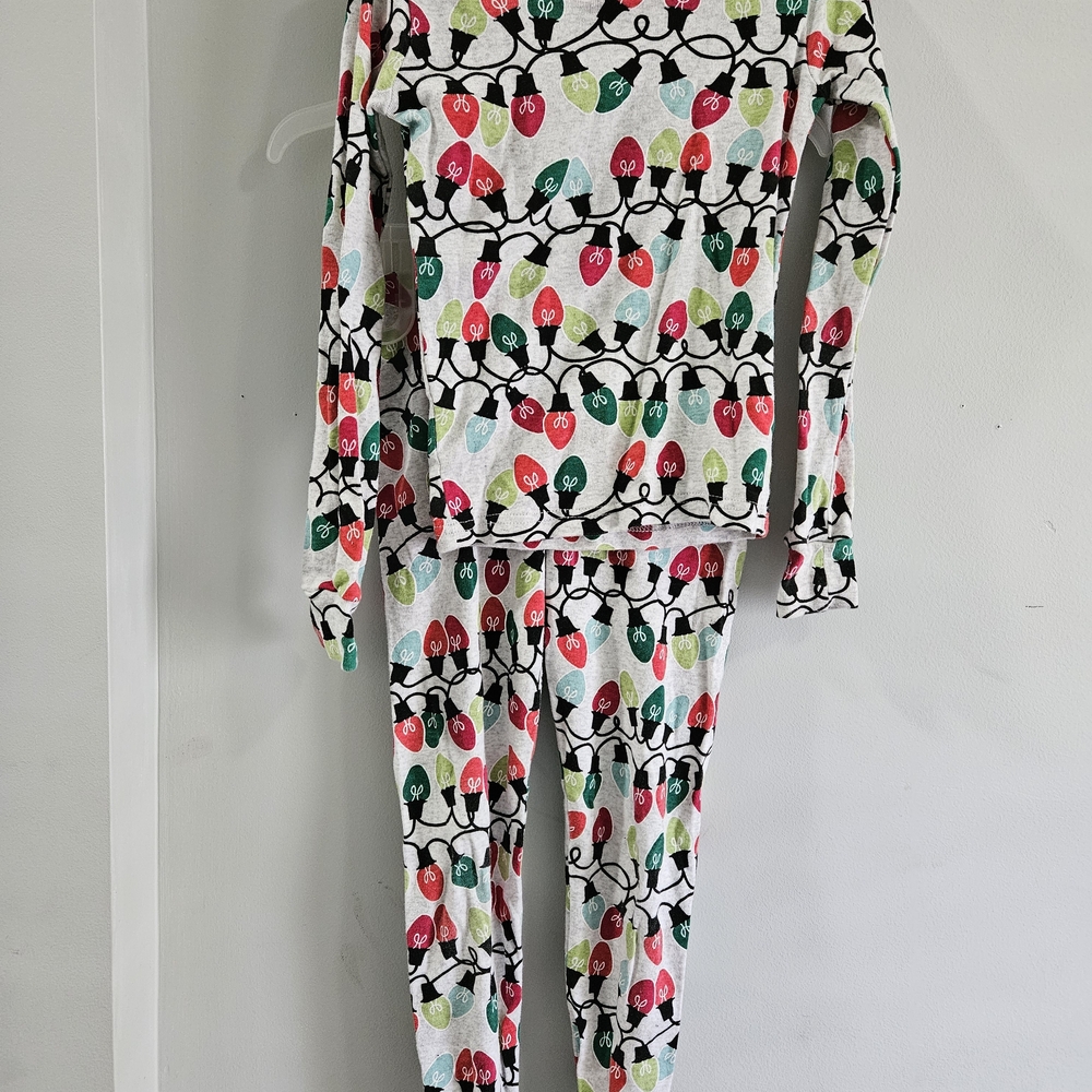 The Children's Place Red and Green Pajama Sets Festive Holiday Design
